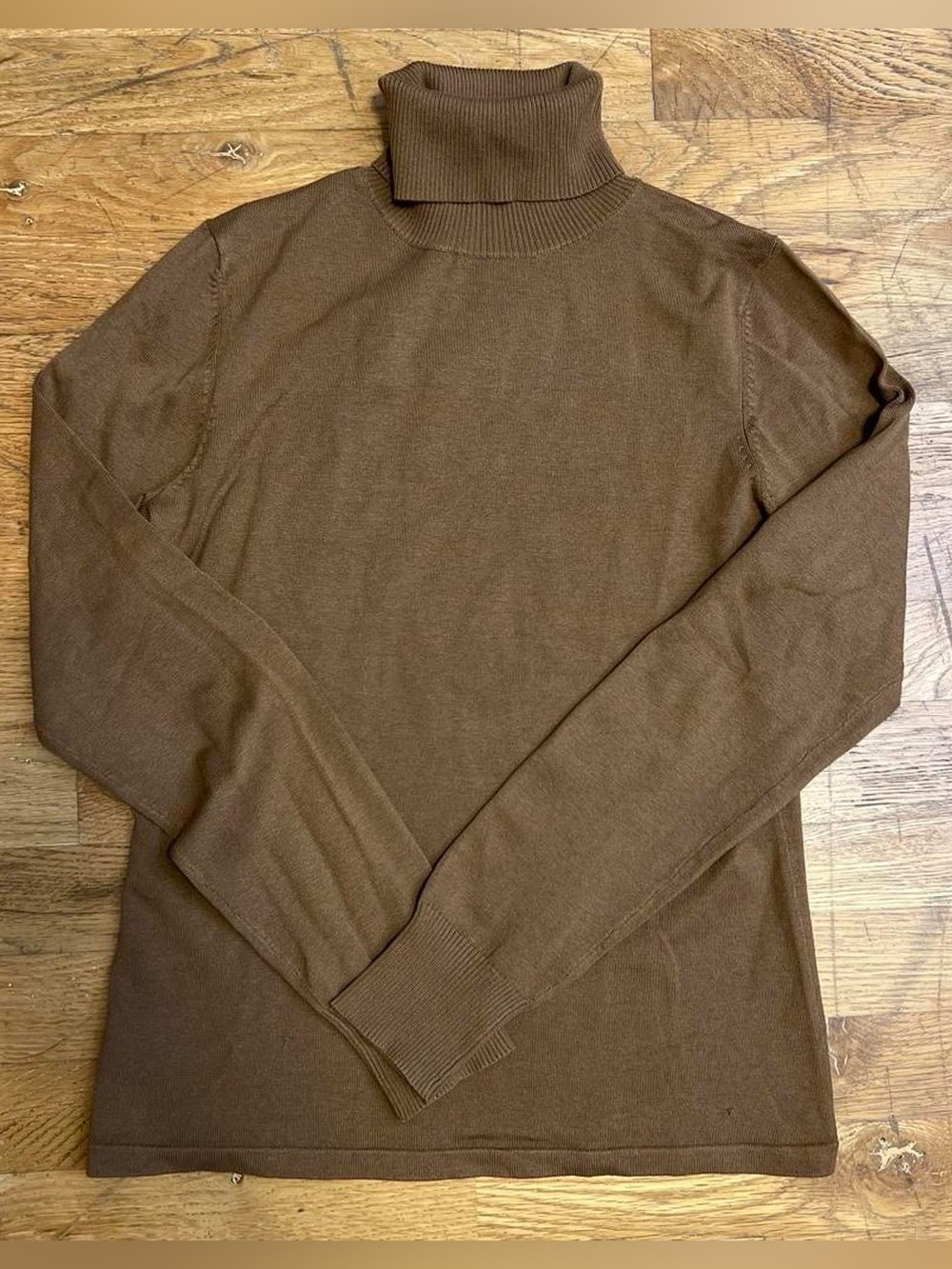 Ann Taylor 56% silk Brown Turtleneck Long Sleeve Knit Sweater